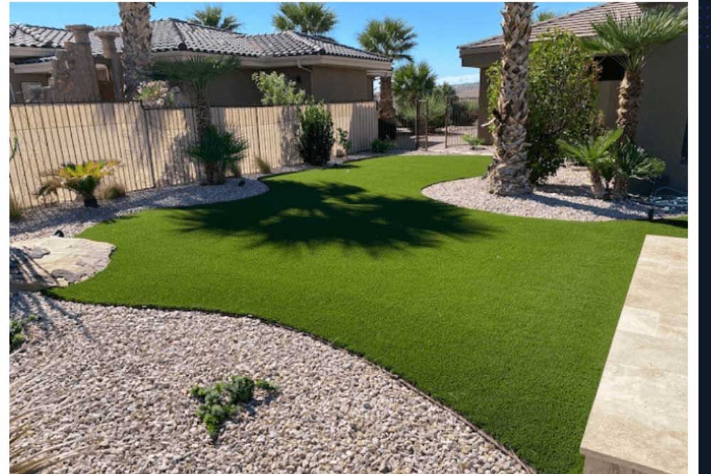 How-Henderson-Homeowners-Can-Protect-Their-Landscaping-from-Late-Summer-Heat